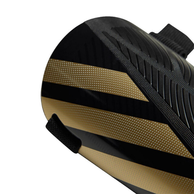 Adidas Tiro match scheenbeschermers UTMR78330_blackmetallicgoldwhite large