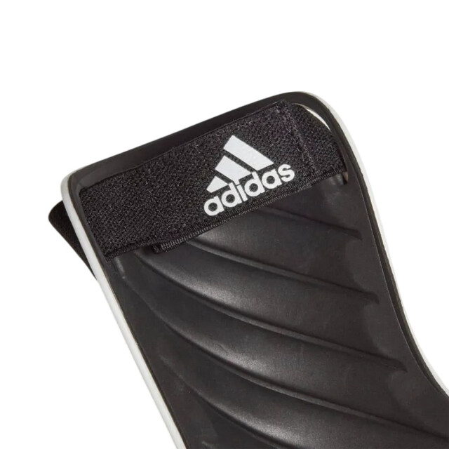 Adidas Tiro sg scheenbeschermers voor volwassenen UTPP817_whiteblack large