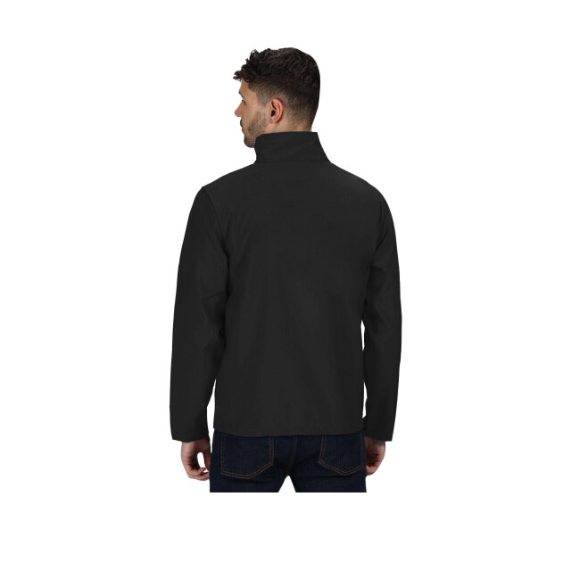 Regatta Heren klassiek softshell-jasje UTLT145_black large Regatta Heren klassiek softshell-jasje UTLT145_black large