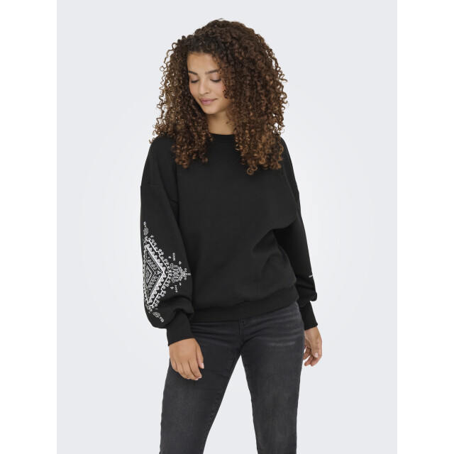 Only Onlcally l/s detail o-neck cs swt 15363332 large