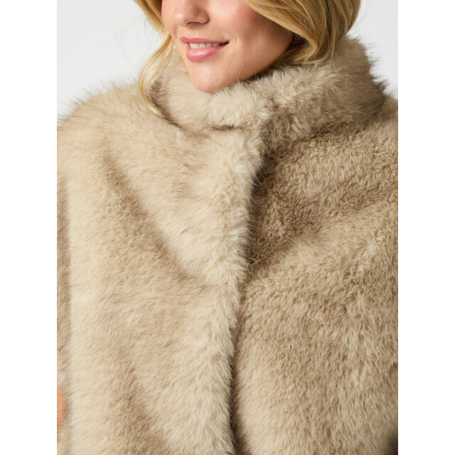 Neo Noir kevini faux fur vest 164981 123 06741.829.0039 large