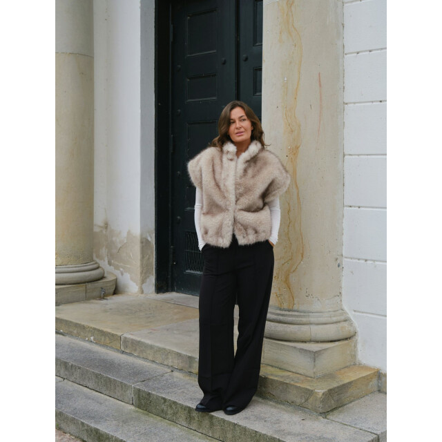 Neo Noir kevini faux fur vest 164981 123 06741.829.0039 large