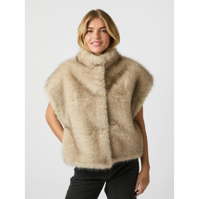 Neo Noir kevini faux fur vest 164981 123 06741.829.0039 large