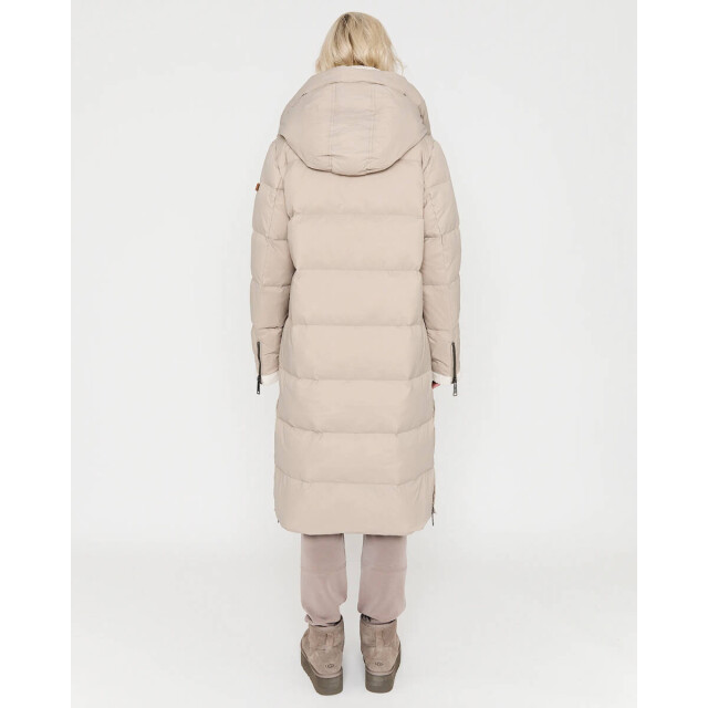 Moscow Coat 07-08-xenia MSCW Coat 07-08-Xenia large