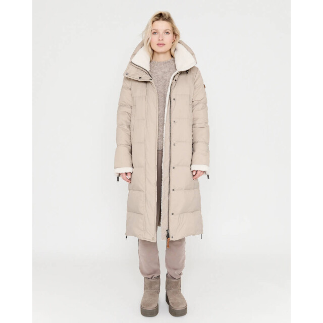 Moscow Coat 07-08-xenia MSCW Coat 07-08-Xenia large
