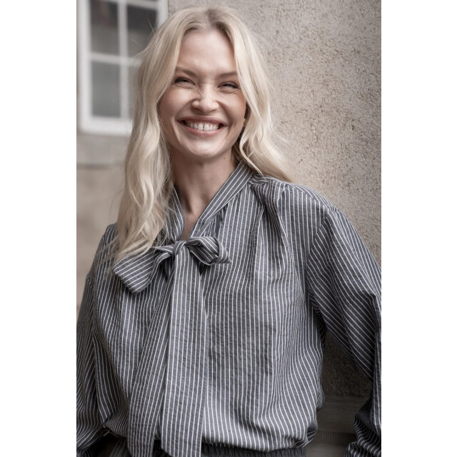 Geisha 53537-14 925 blouse stripes with bow grey/white 53537-14 925 large