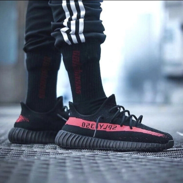 Adidas Yeezy Boost 350 v2 core black red BY9612 large