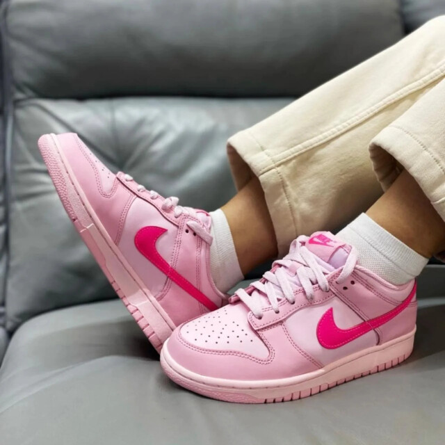 Nike Dunk low triple pink barbie (gs) DH9765-600 large