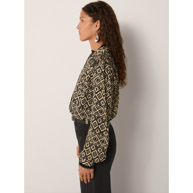 Maison Hotel Amtit blouse vanilla ice Amrit blouse large