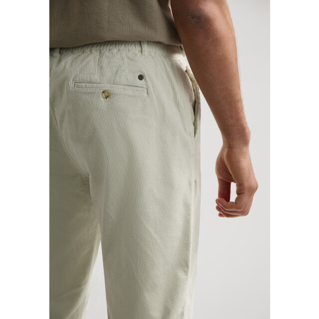 Dstrezzed Logan lt. wide rib chino 501956-107 large Dstrezzed Logan lt. wide rib chino 501956-107 large