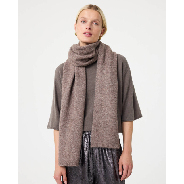 Knit-ted Shawl 252p040 evi Knit-ted Shawl 252P040 Evi large