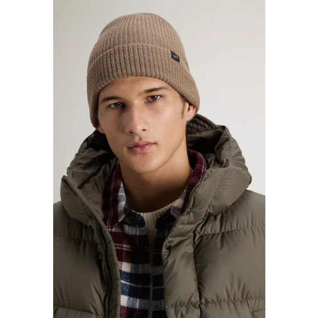 Woolrich Knitted ribbed beanie falcon 159674806 large