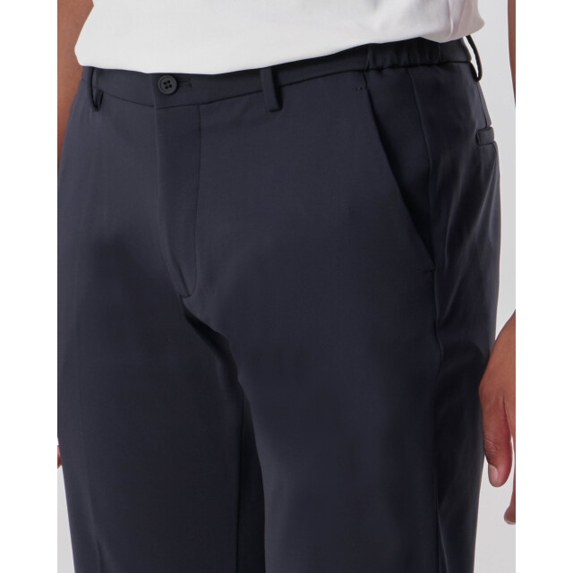 Berwich Morello elax chino 103843-001-46 large