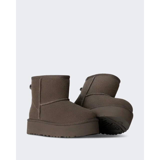 UGG Australia Kids classic mini platform zwart 1143700K-TCLD large