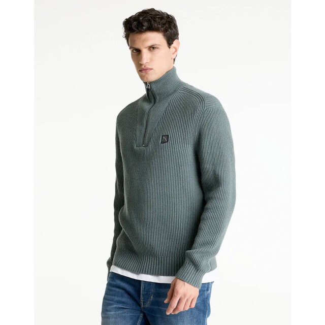 Chasin' Pullover 31190001 CHASIN' Pullover 31190001 large