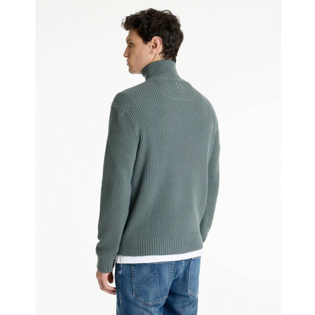 Chasin' Pullover 31190001 CHASIN' Pullover 31190001 large