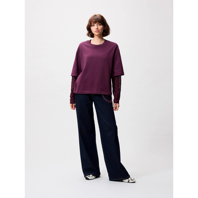 Catwalk Junkie 2504020402 loose fit tshirt with lace sleeves 2504020402 Tshirt with lace sleeves large