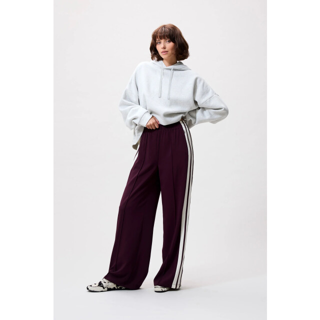 Catwalk Junkie 2504023005 side button tracksuit trousers 2504023005 Tracksuit trousers met drukknopen large
