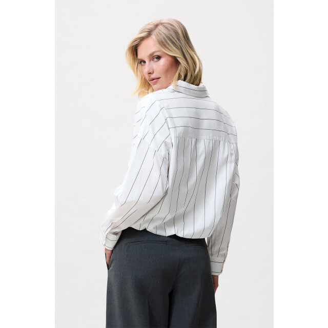 Catwalk Junkie 2504021600 tuck in blouse 2504021600 Tuck in blouse large
