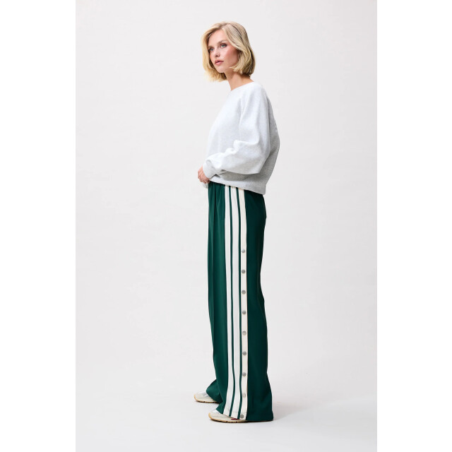 Catwalk Junkie 2504023005 side button tracksuit trousers 2504023005 Tracksuit trousers met drukknopen large