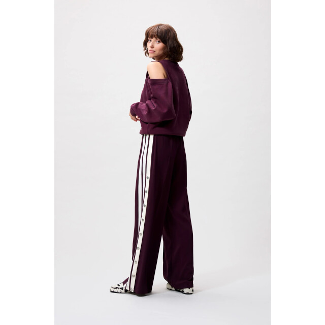 Catwalk Junkie 2504020603 sweater with cut out 2504020603 Sweater with cut out large