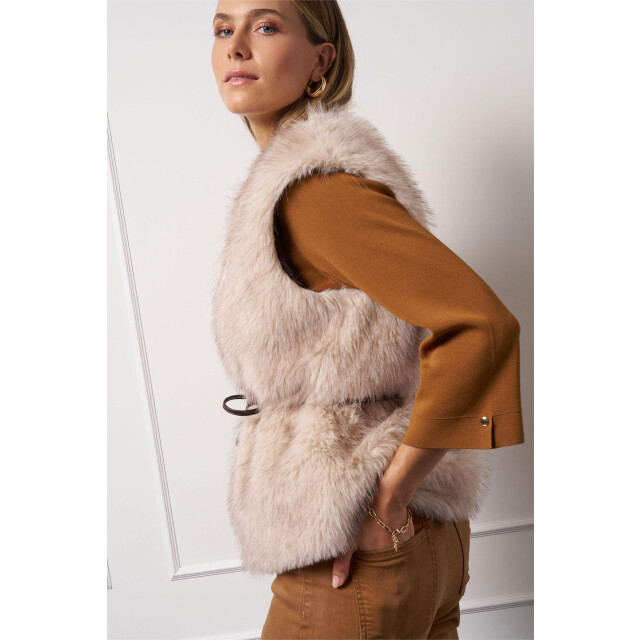 Studio Anneloes ivana fur waistcoat 13259 1700 ecru 06226.540.0002 large