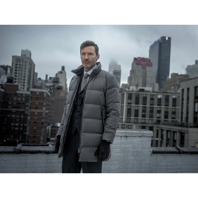 UBR 7115  7115  large