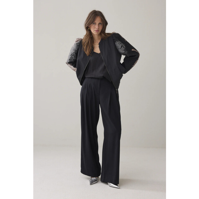 Summum 1s1275-12336 bomber jacket leaves 1s1275-12336 Bomber jacket leaves large