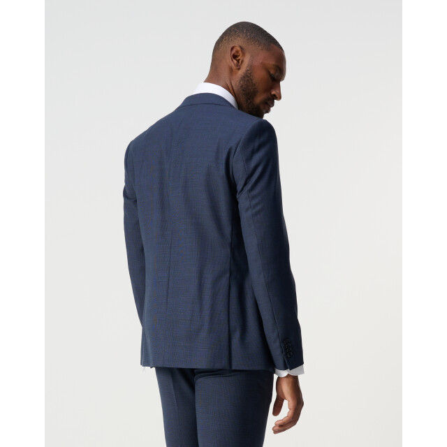 Recall Maguire suit 102656-001-46 large