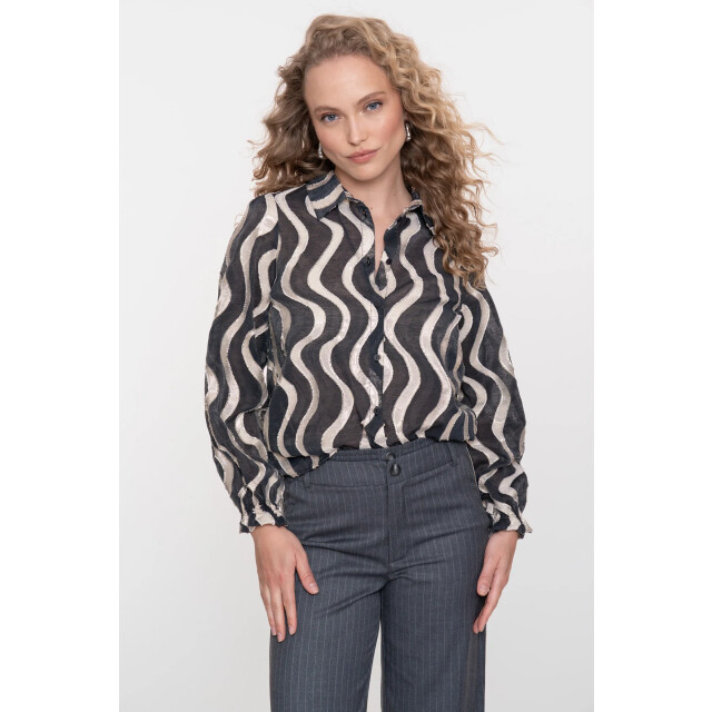 Geisha 53915-20 blouse metallic waveprint 53915-20 Blouse metallic waveprint large