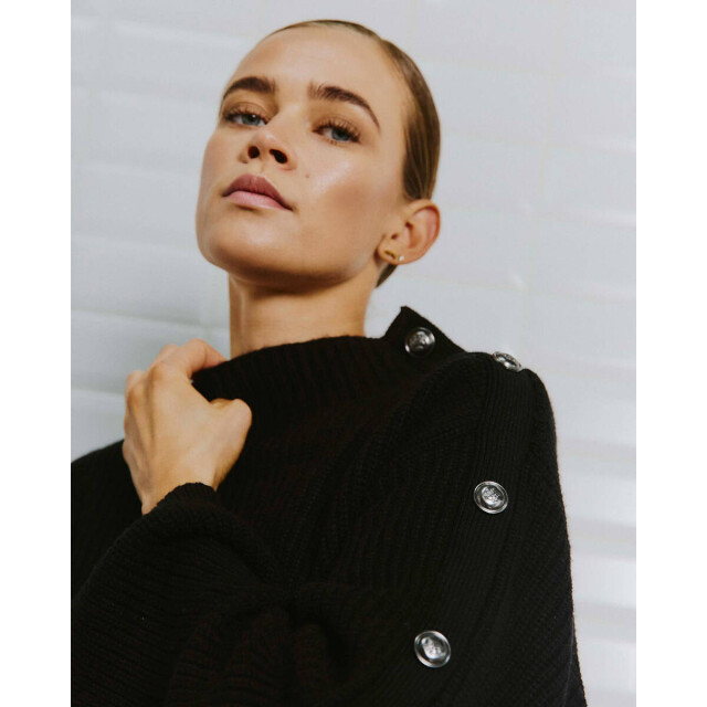 WithBlack Pullover 00001520 wblines WithBlack Pullover 00001520 WBLINES large