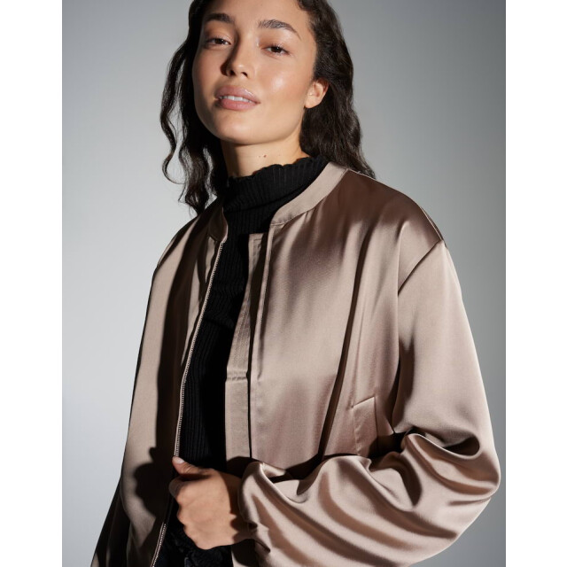 Opus jupita 104930192392 jupita 20022 warm 06228.765.0006 large