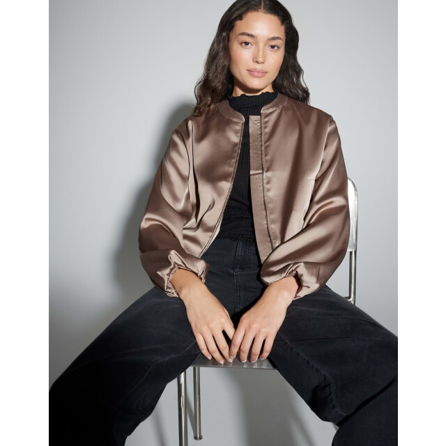 Opus jupita 104930192392 jupita 20022 warm 06228.765.0006 large