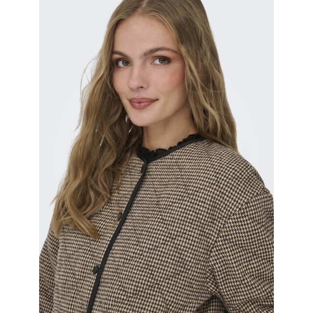 Jacqueline de Yong Jdyemery ls quilted shacket wvn dessin 4279.79.0018 large