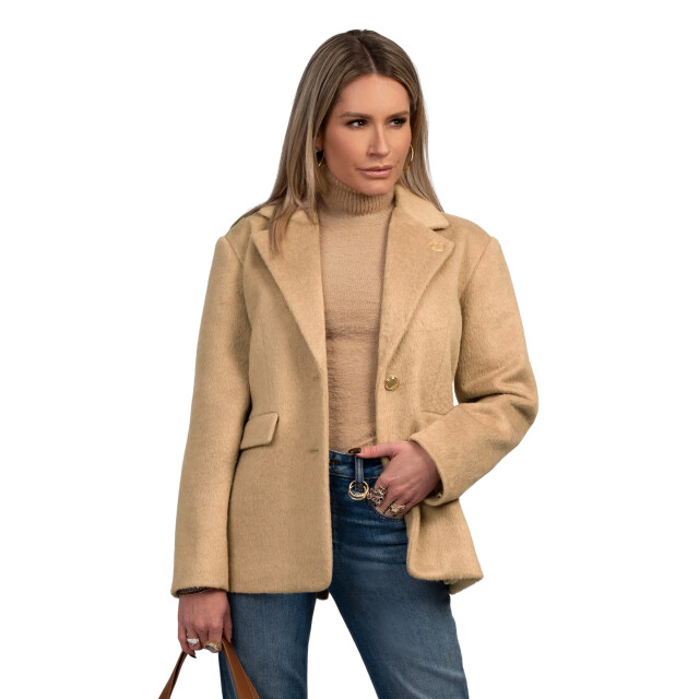 Nikkie Oso bazer 63176 large