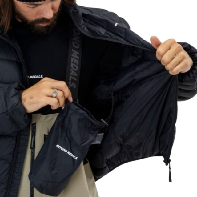 Beyond Medals Tussenjas heren 7370401 large