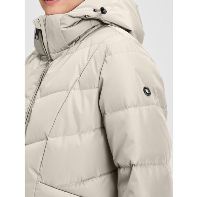 Covered adele 2 l60390co02 rainy day 06111.940.0061 large