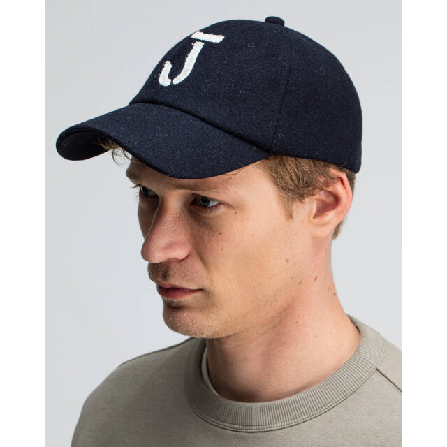 Butcher of Blue Muts/pet m2529017 Butcher of Blue Muts/pet M2529017 large