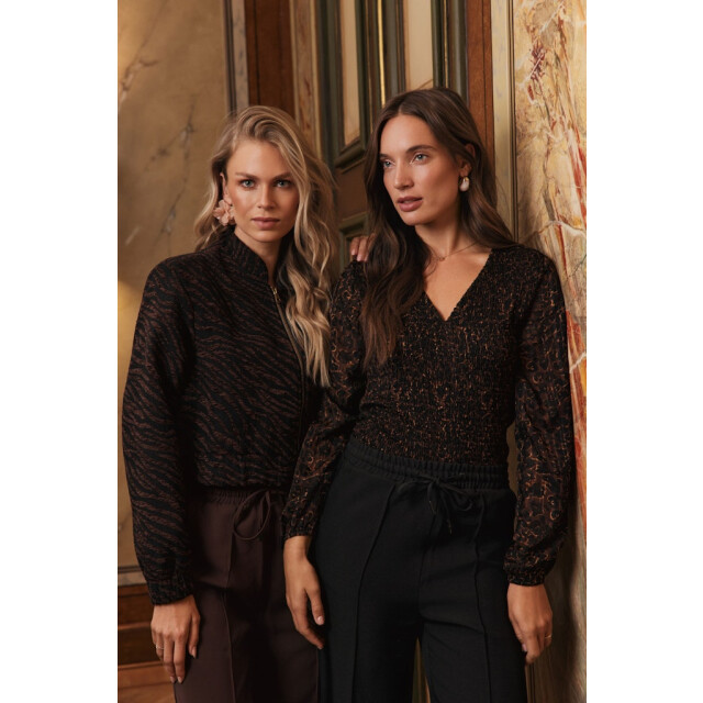 Lofty Manner Top signe dessin 4389.79.0060 large