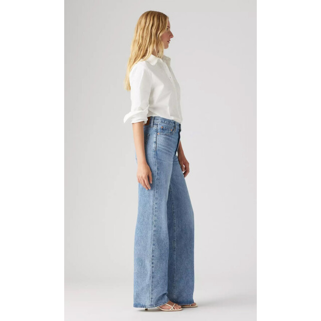 Levi's Ribcage wide leg h223 not the same A6081-0020 large