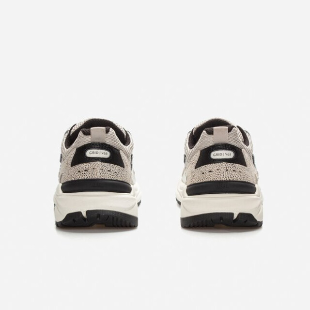 Hub  Grid s48 020688 large