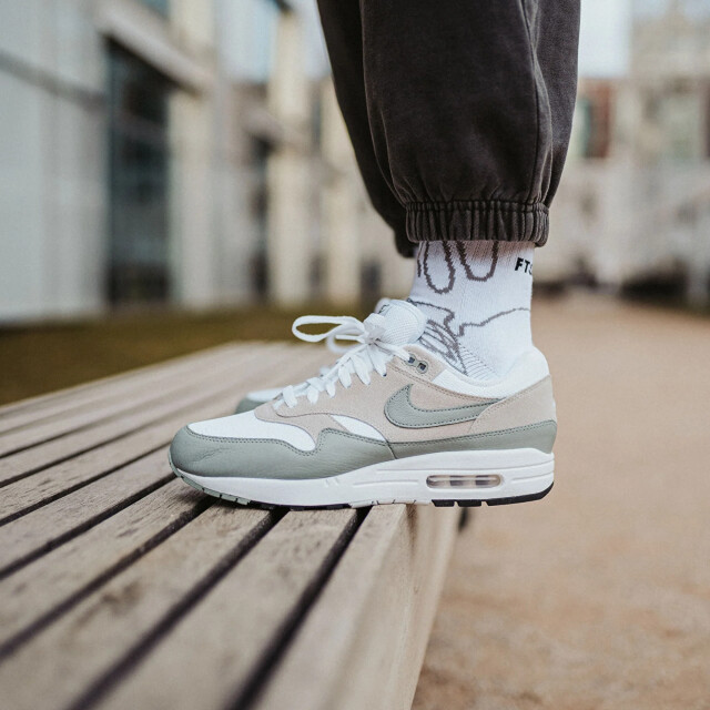 Nike Air max 1 mica green DZ4549-100 large