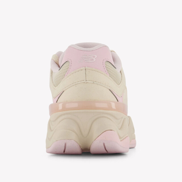 New Balance 2016604243857 Sneakers Roze 2016604243857 large