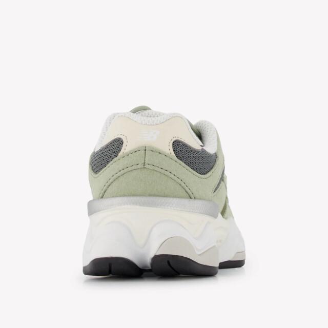 New Balance 2016604242386 Sneakers Groen 2016604242386 large