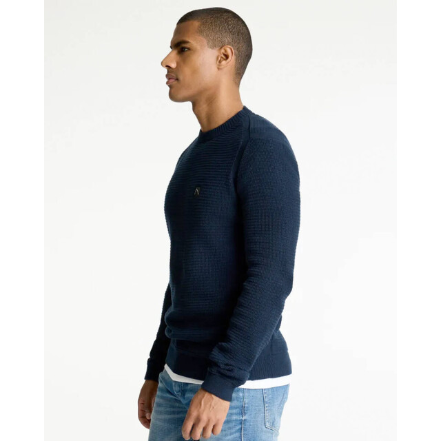 Chasin' Pullover 31110003 CHASIN' Pullover 31110003 large