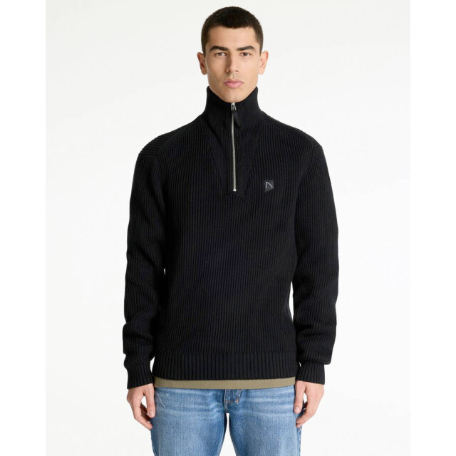 Chasin' Pullover 31190001 CHASIN' Pullover 31190001 large