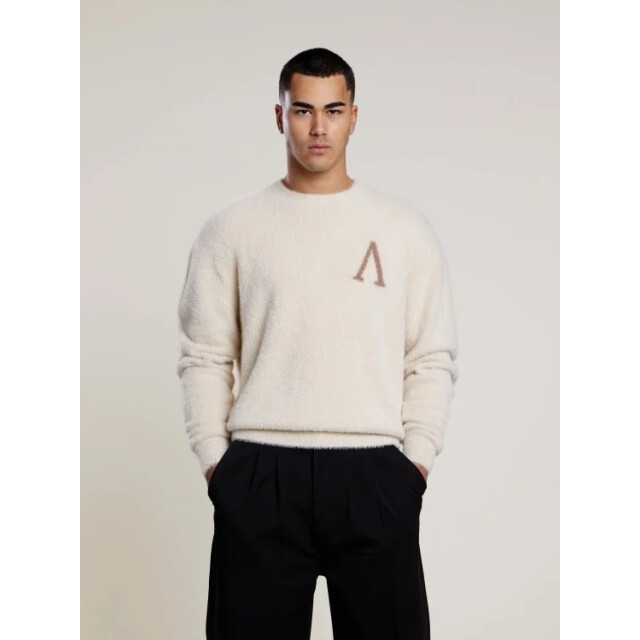 Aeden Harry pull off 160813374 large