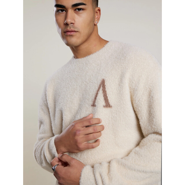 Aeden Harry pull off 160813374 large