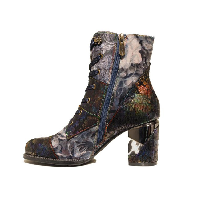 Laura Vita Maevao 02 Maevao 02 large