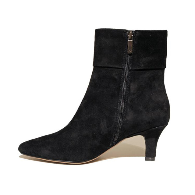 Regarde le Ciel Nita 01 Nita 01 large